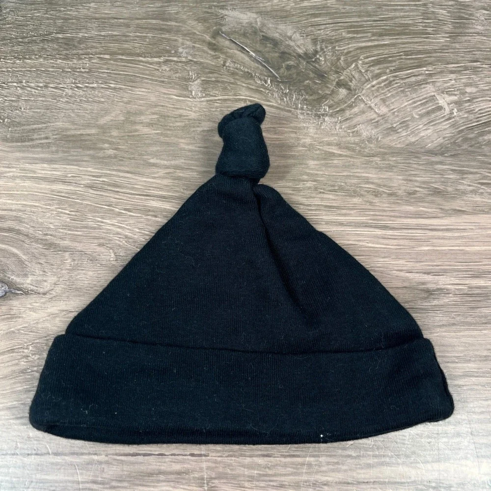 Target Gerber Baby Hats 0-6M Black White Grey Striped Elephant Top Knot 4 Pack